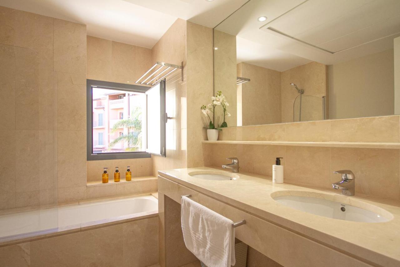 Sotogrande Alboaire- Waterfront Luxury 4 Bedroom Apt In The Marina Of Sotogrande Ngoại thất bức ảnh