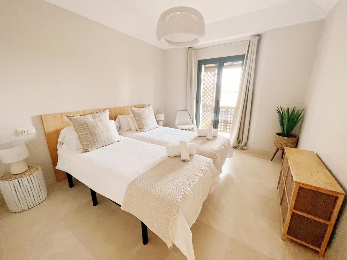 Sotogrande Alboaire- Waterfront Luxury 4 Bedroom Apt In The Marina Of Sotogrande Ngoại thất bức ảnh